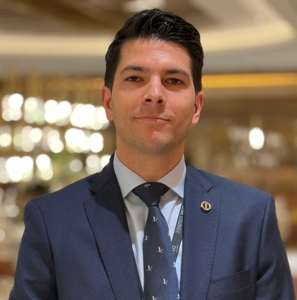 General Manager, Genesis House, New York, USA 1/2 finaliste 2016 Trophée du Maître d'Hôtel